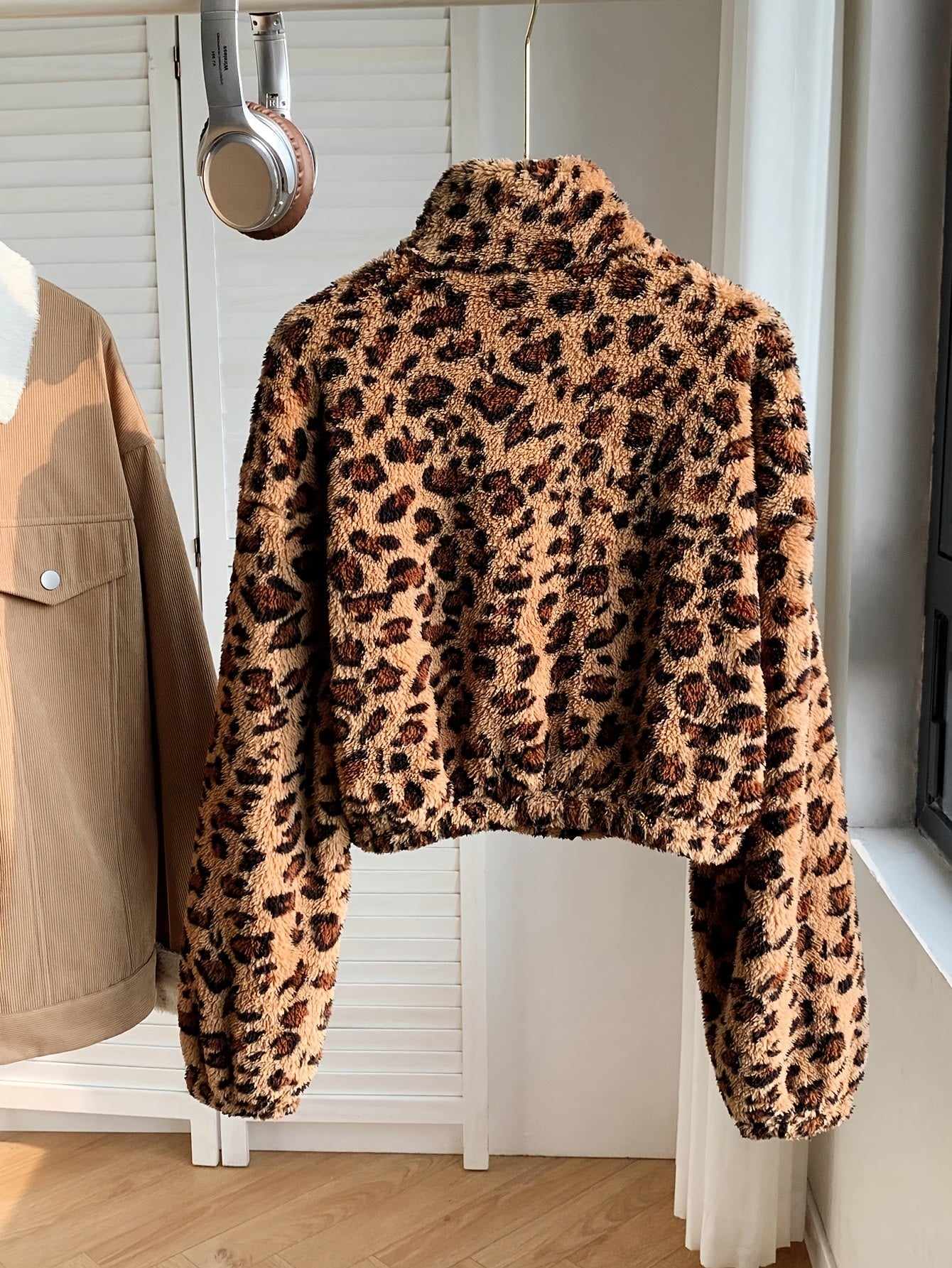 Leona™ | Plush Fleece Leopard Pullover