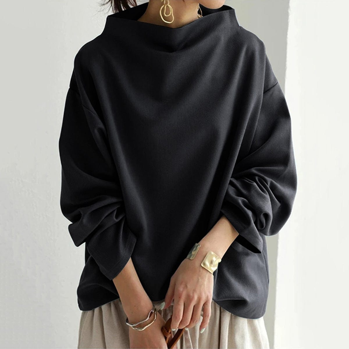 Lisa | High-Neck Casual Top