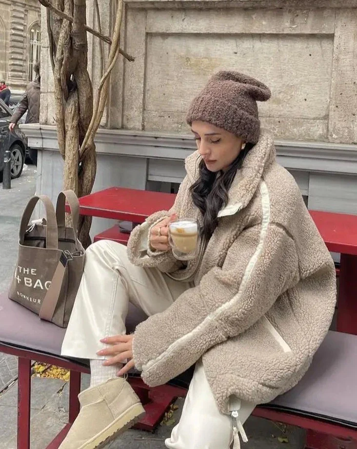 Amara™ – Soft Teddy Coat