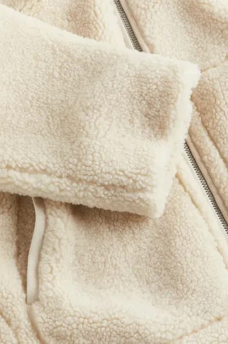 Amara™ – Soft Teddy Coat