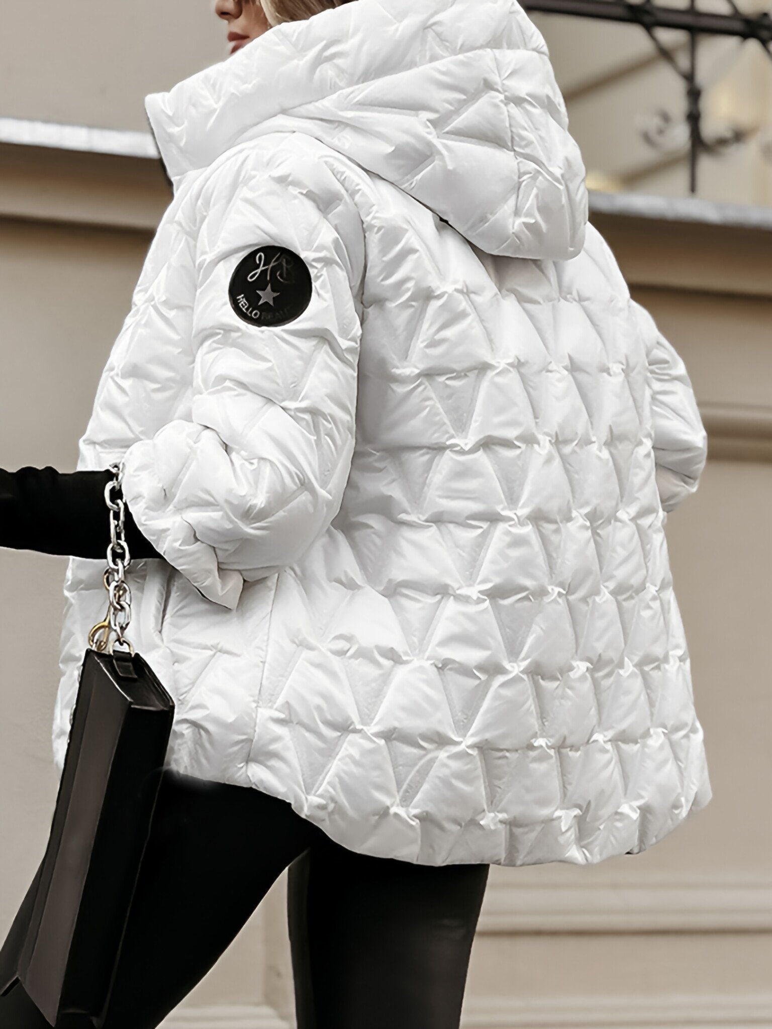 Lene | Classic elegance for cold days